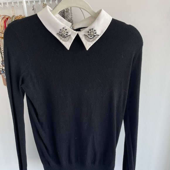 Jeweled collar black sweater - Picture 1 of 3